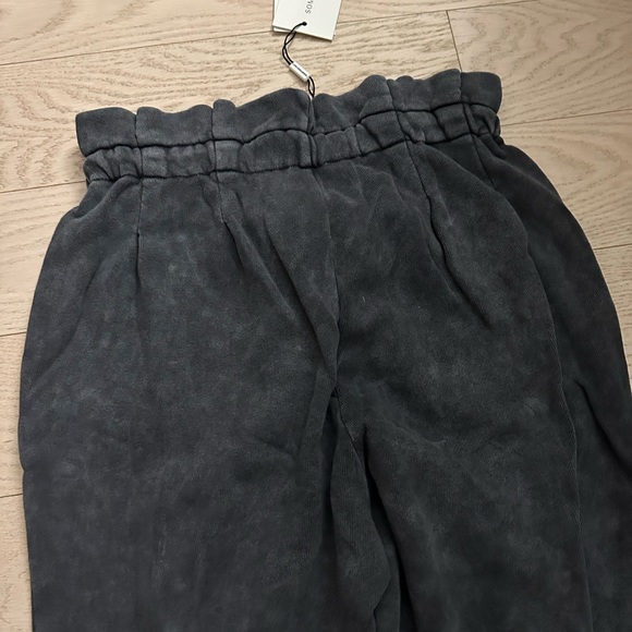 NWT Something Navy Paper bag sweatpants - Picture 8 of 14